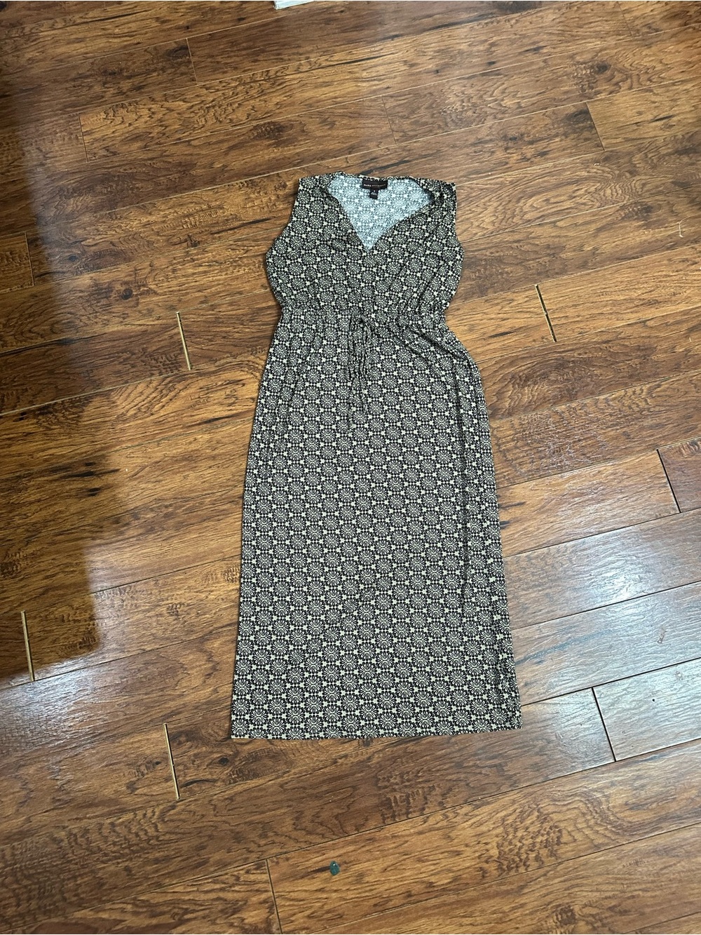 Dana Buchman Maxi Dress Small Black Tan Print V Neck Drawstring Waist Sleeveless